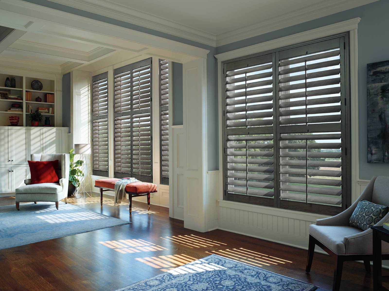 Inside Mount Blinds: Explanation & Benefits